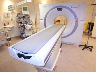X-ray tomography scanner